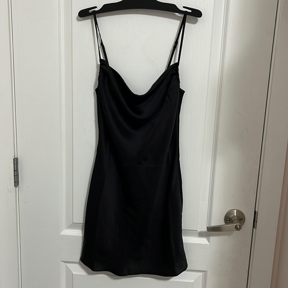 Wilfred Dress - Picture 1 of 14